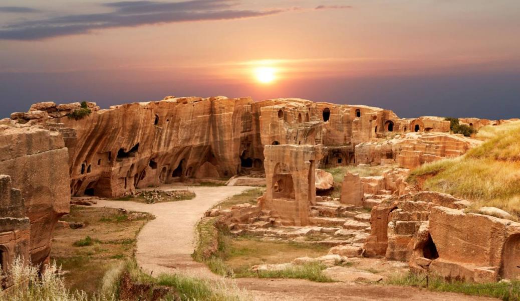 Gaziantep Çıkışlı Günübirlik Mardin Midyat Beyazsu Dara Antik Kenti Turu - (Yıl Boyunca Her Hafta Sonu - Cumartesi ve Pazar Günleri)