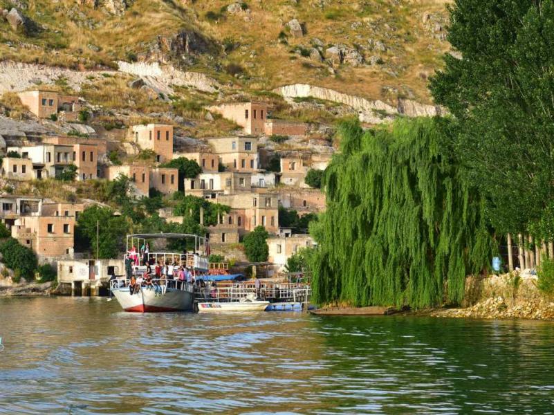 Gaziantep Çıkışlı Günübirlik Rumkale Halfeti Turu ( YIL BOYUNCA HER HAFTA SONU - CUMARTESİ VE PAZAR GÜNLERİ ) 