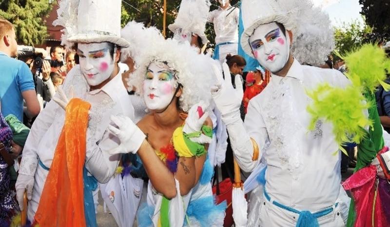 Gaziantep Çıkışlı Günübirlik Adana Portakal Çiçeği Festivali Turu - Hafta Sonu Turu Cumartesi ve Pazar Günü