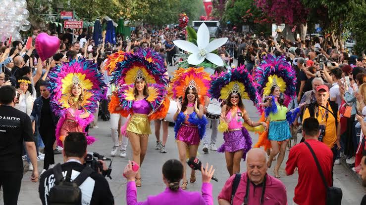 Hatay Çıkışlı Günübirlik Adana Portakal Çiçeği Festivali Turu - Hafta Sonu Turu Cumartesi ve Pazar Günü 